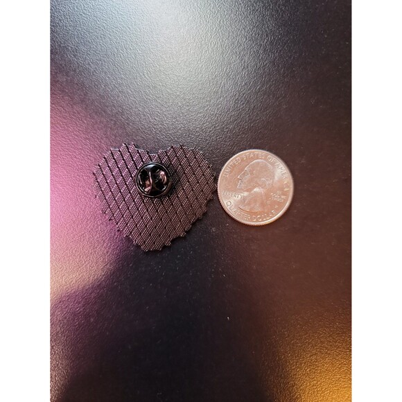 Frankenstein and bride of Frankenstein enamel pin - Picture 2 of 2